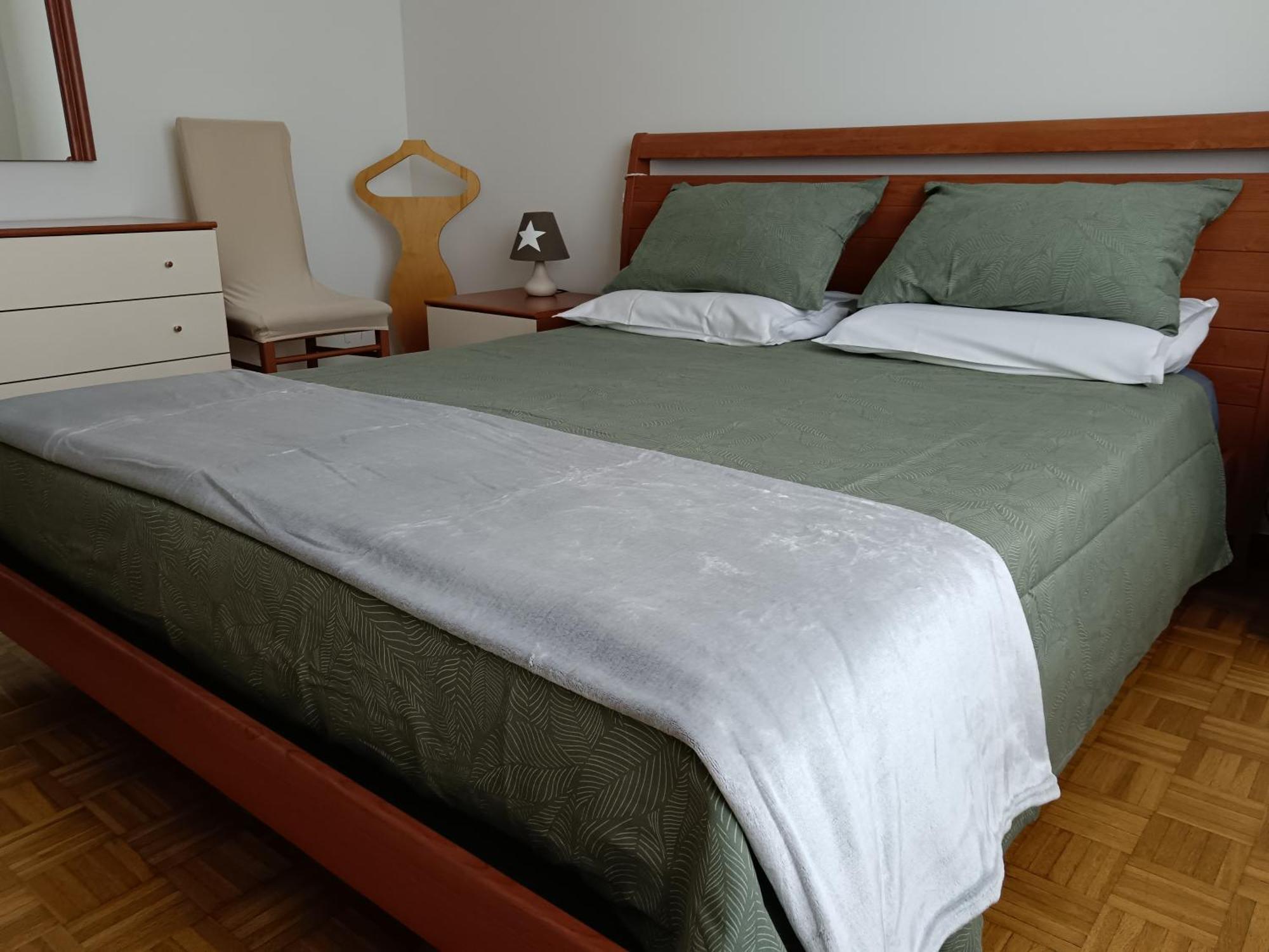 Appartamento Casa Alice โอเมญา ภายนอก รูปภาพ